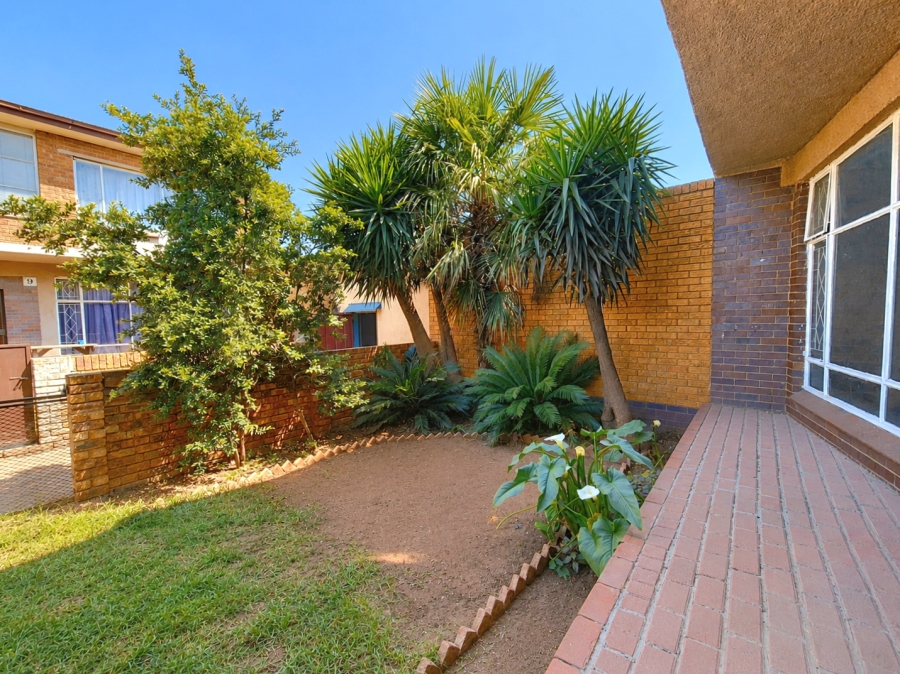 2 Bedroom Property for Sale in Dalview Gauteng