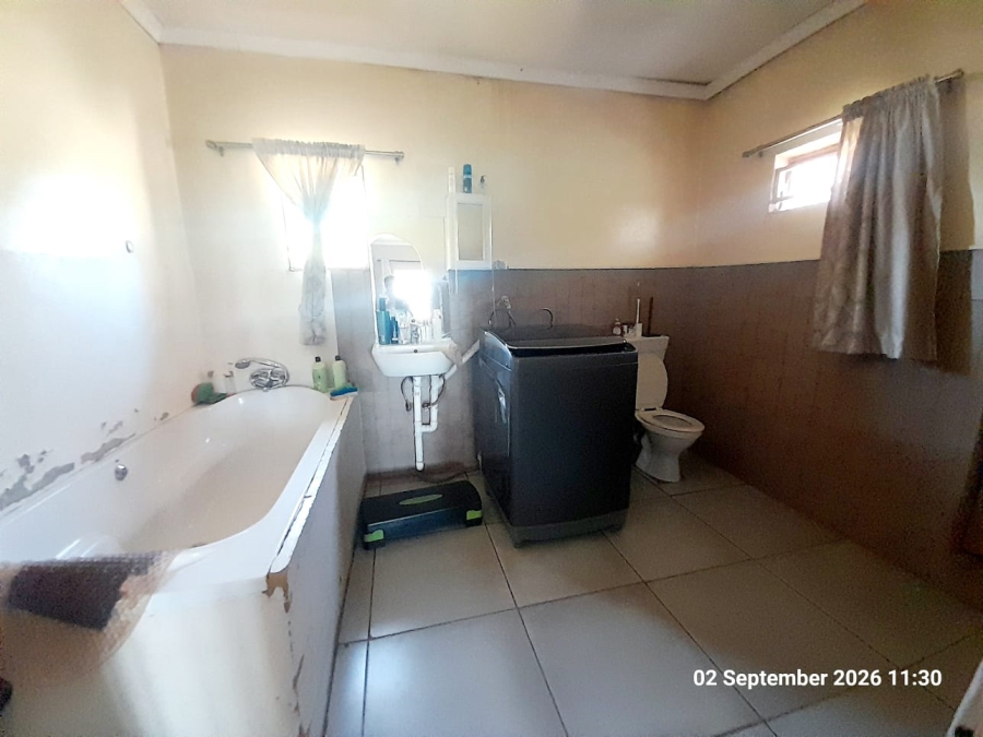 7 Bedroom Property for Sale in Pretoria North Gauteng