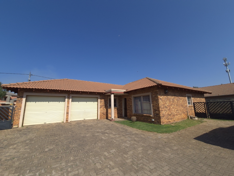 3 Bedroom Property for Sale in New State Areas Gauteng