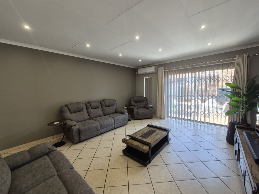 3 Bedroom Property for Sale in New State Areas Gauteng