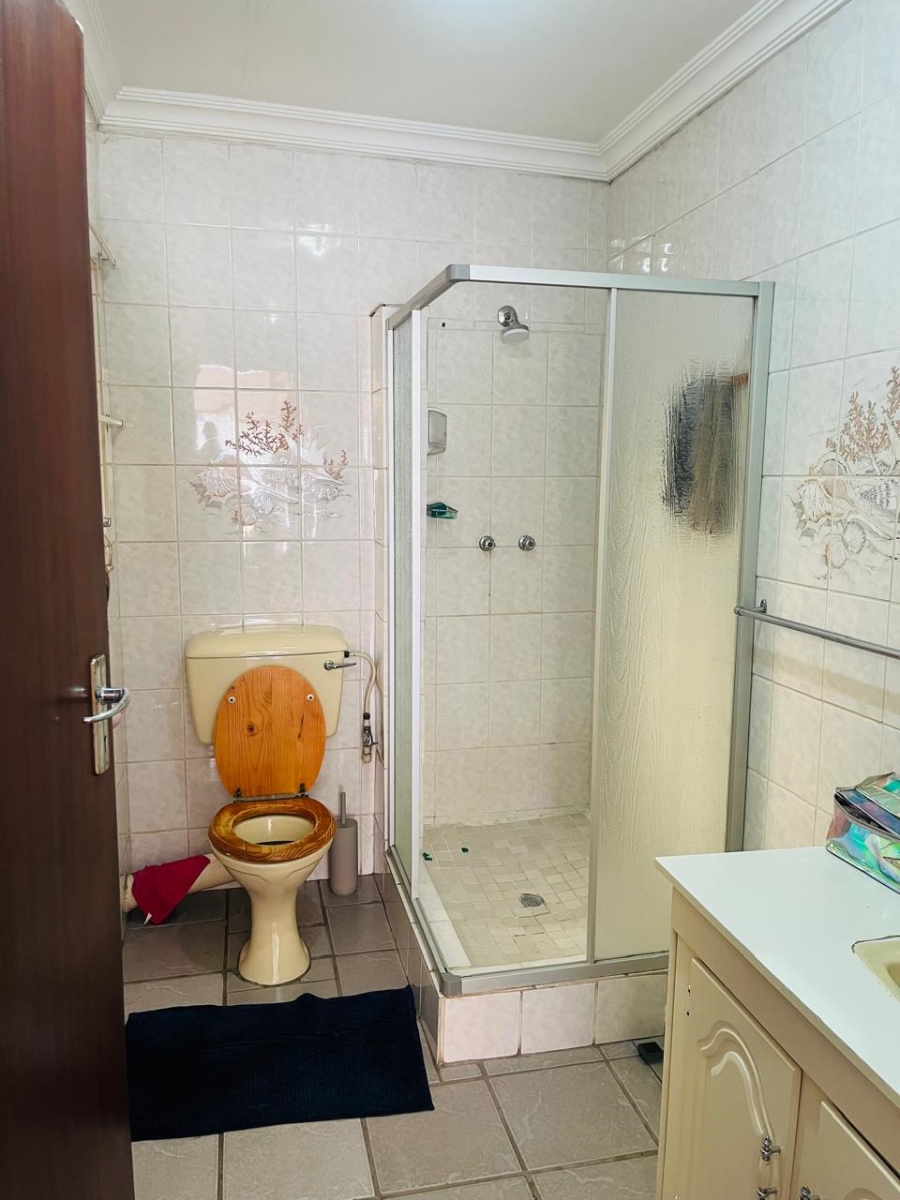 3 Bedroom Property for Sale in Birchleigh North Gauteng
