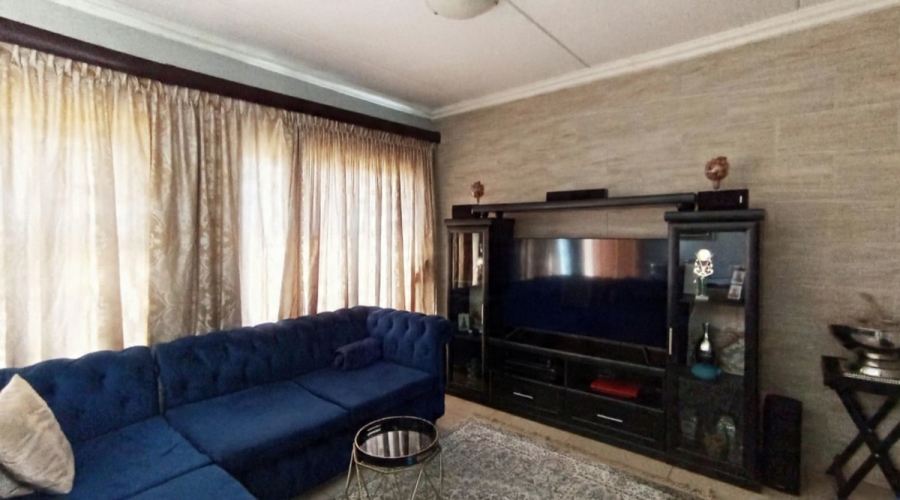 3 Bedroom Property for Sale in Montana Park Gauteng