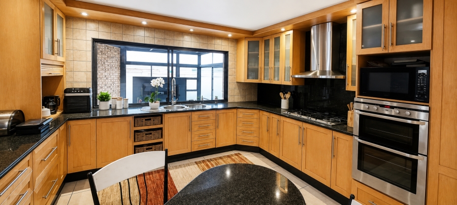 6 Bedroom Property for Sale in Sunward Park Gauteng