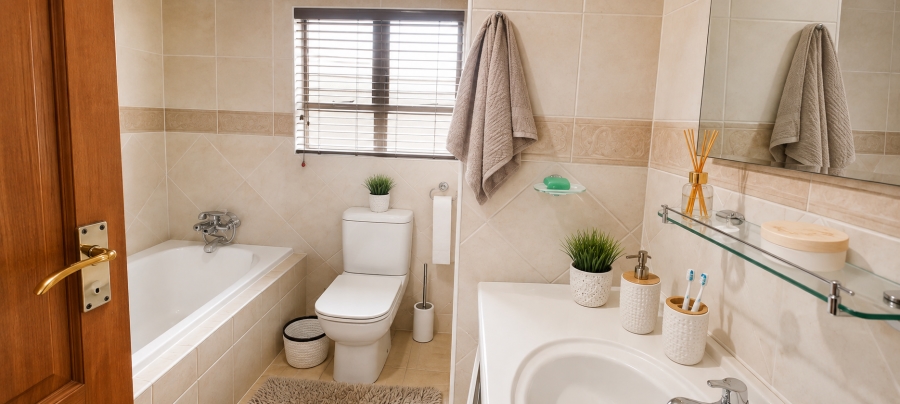 6 Bedroom Property for Sale in Sunward Park Gauteng