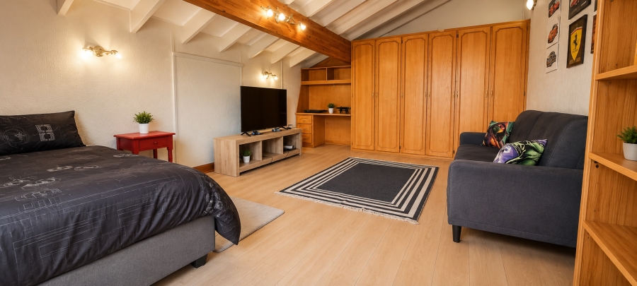 6 Bedroom Property for Sale in Sunward Park Gauteng