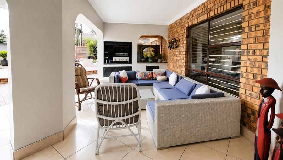 6 Bedroom Property for Sale in Sunward Park Gauteng