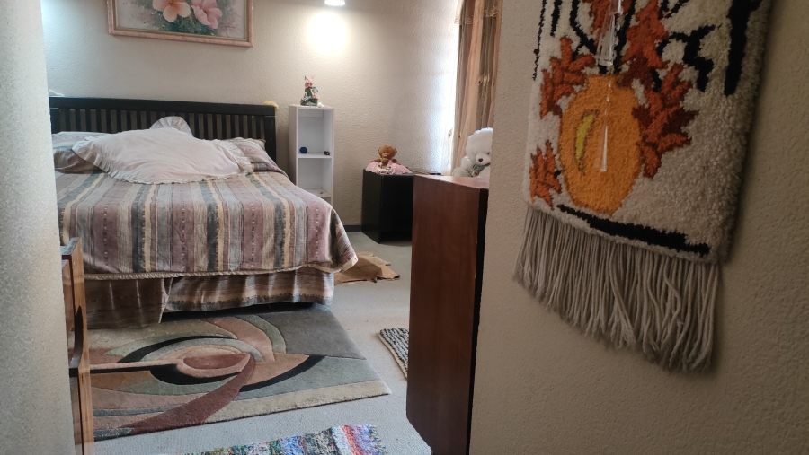 3 Bedroom Property for Sale in Silverton Gauteng