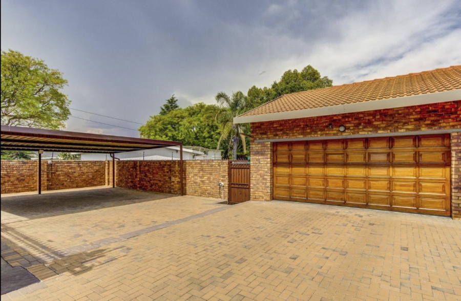 4 Bedroom Property for Sale in Rynfield Gauteng