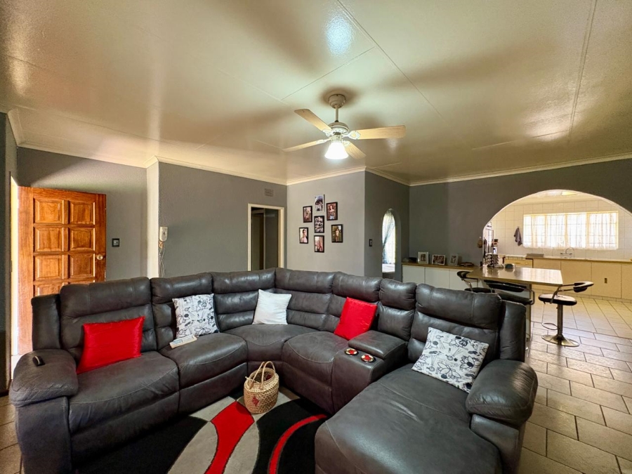3 Bedroom Property for Sale in Brakpan Central Gauteng