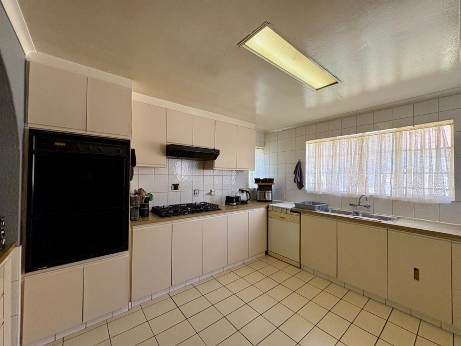 3 Bedroom Property for Sale in Brakpan Central Gauteng