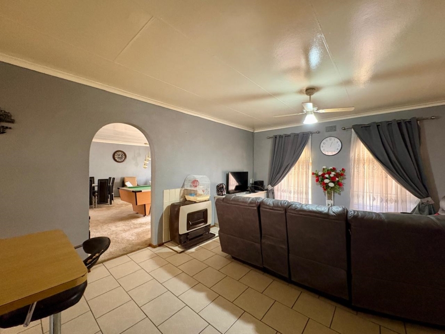 3 Bedroom Property for Sale in Brakpan Central Gauteng