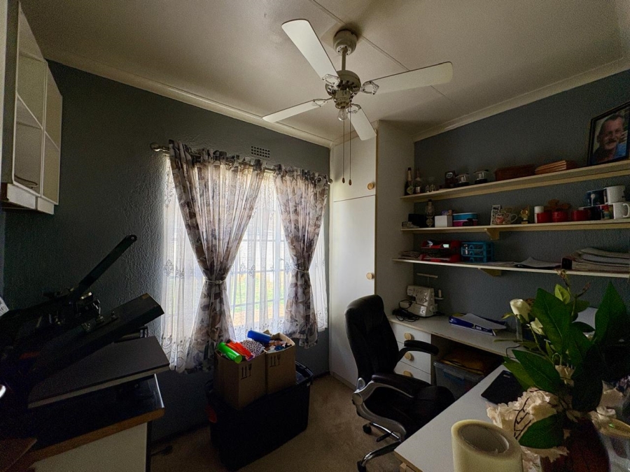3 Bedroom Property for Sale in Brakpan Central Gauteng