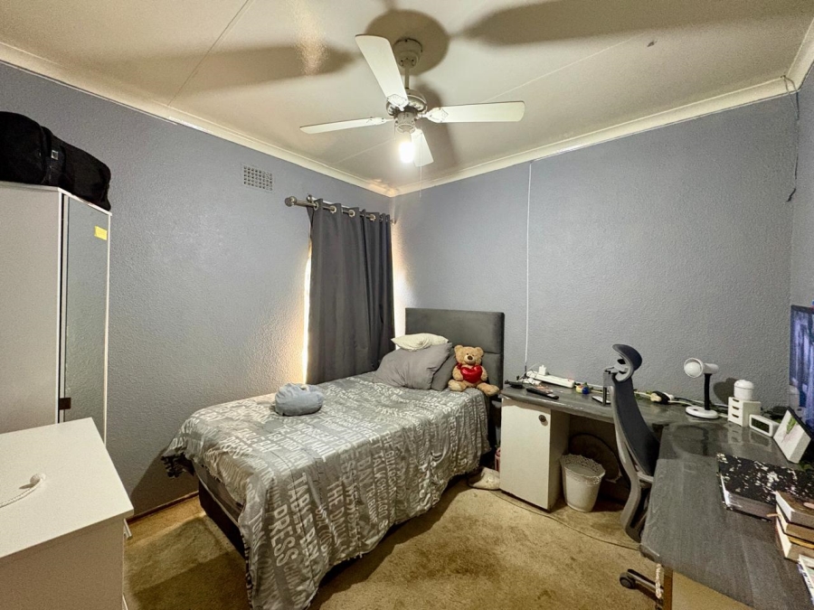 3 Bedroom Property for Sale in Brakpan Central Gauteng