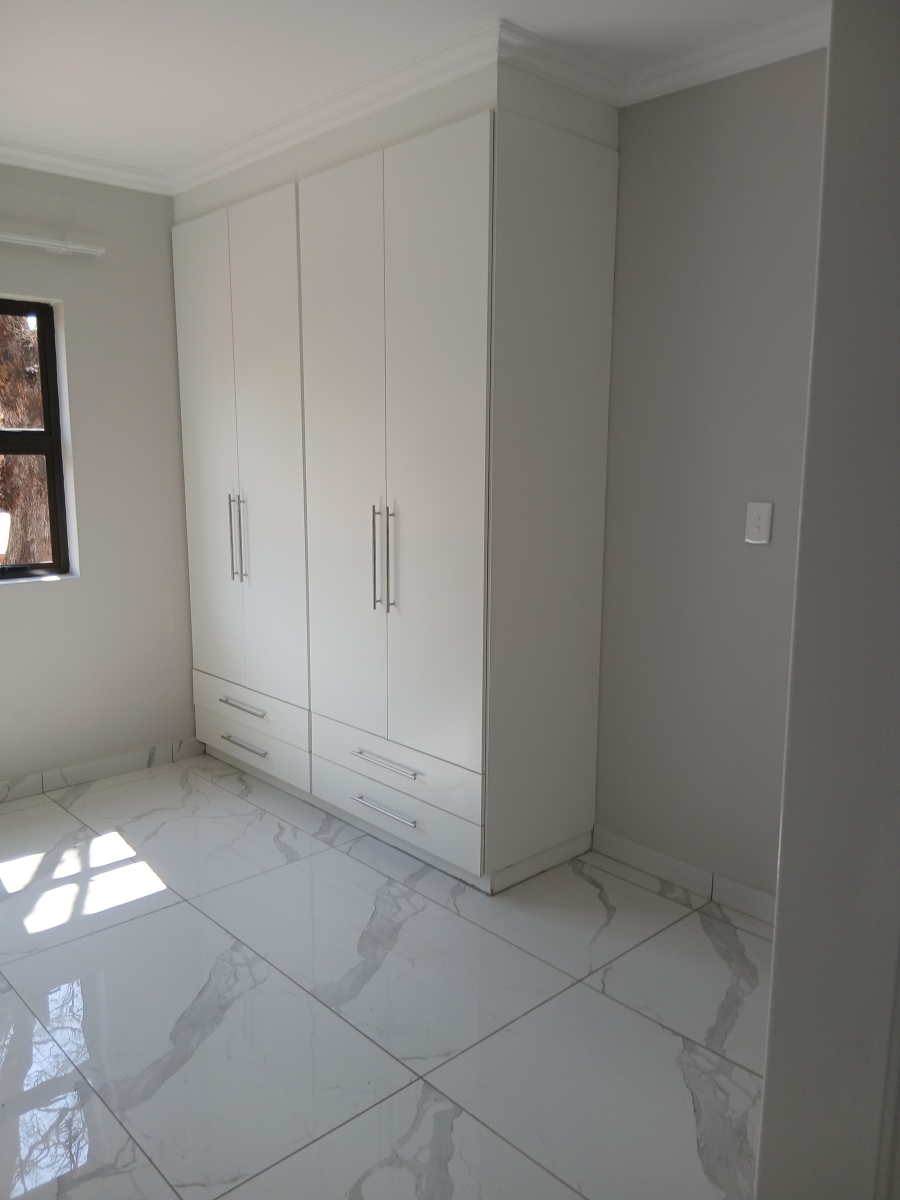 3 Bedroom Property for Sale in Dersley Gauteng