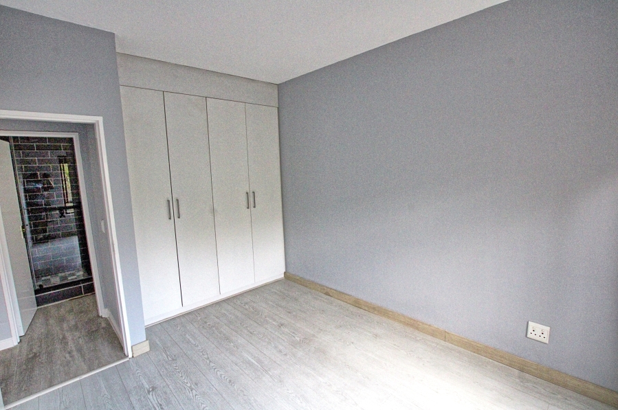 To Let 1 Bedroom Property for Rent in Lonehill Gauteng
