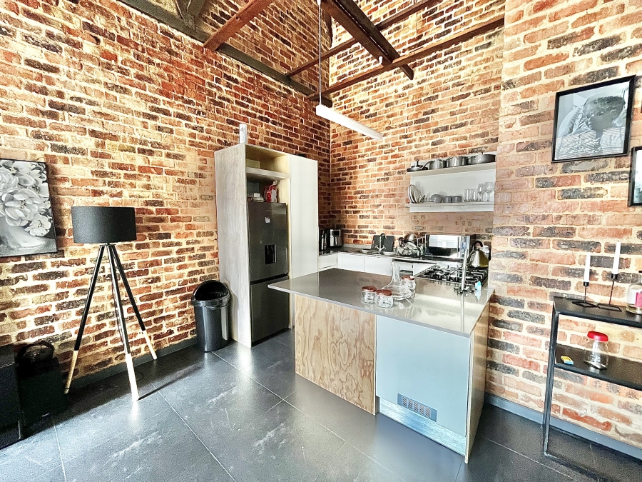 To Let 1 Bedroom Property for Rent in Braamfontein Gauteng