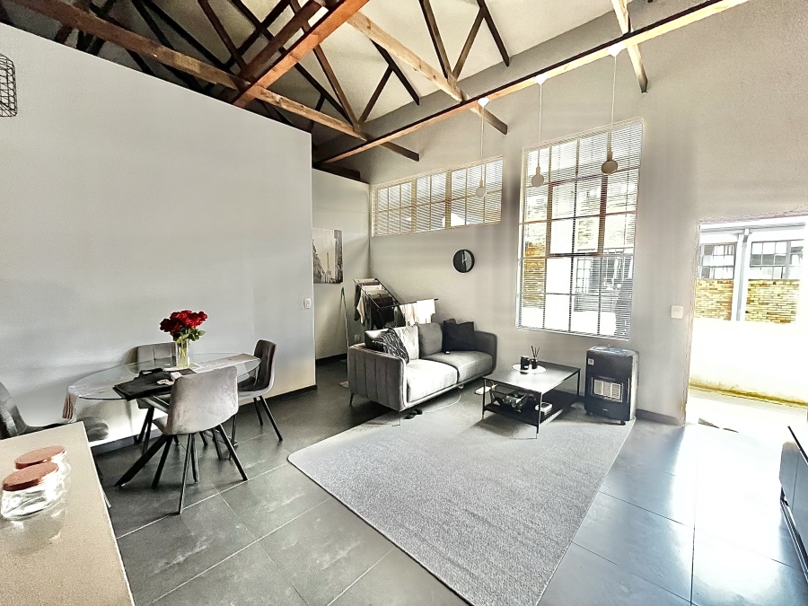 To Let 1 Bedroom Property for Rent in Braamfontein Gauteng