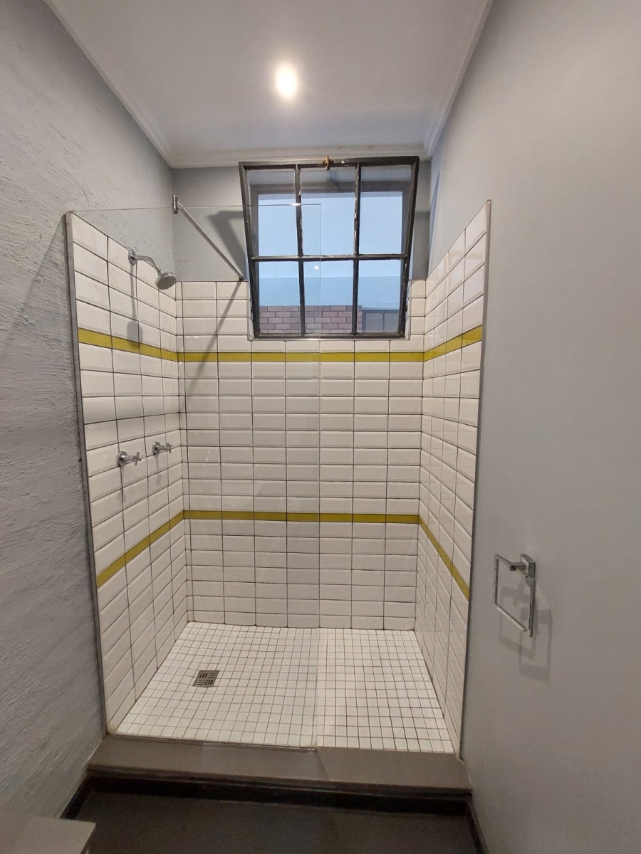 To Let 1 Bedroom Property for Rent in Braamfontein Gauteng