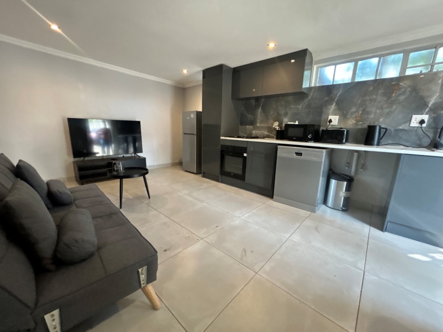 To Let 1 Bedroom Property for Rent in Houghton Estate Gauteng