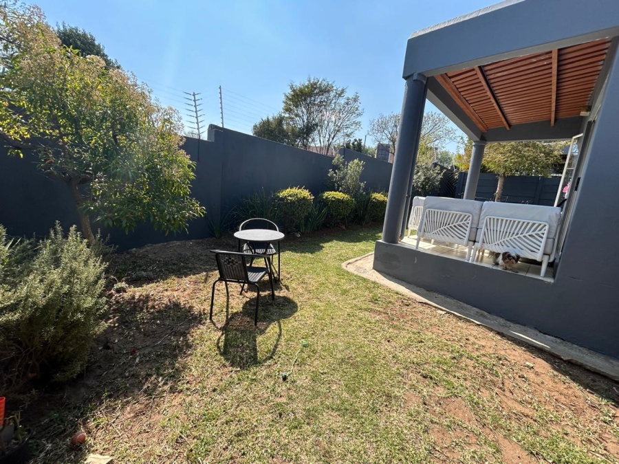 3 Bedroom Property for Sale in Halfway Gardens Gauteng