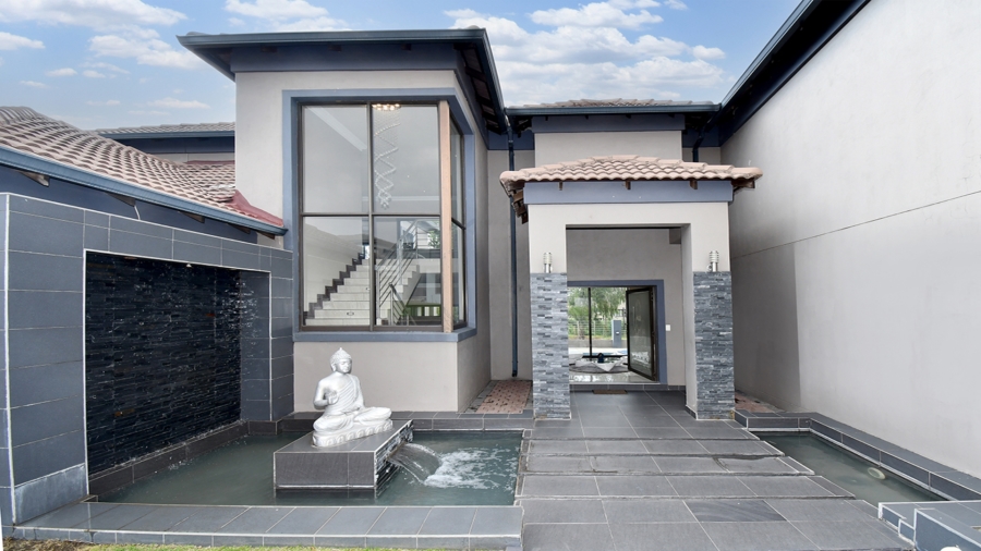 To Let 4 Bedroom Property for Rent in Blue Valley Golf Estate Gauteng