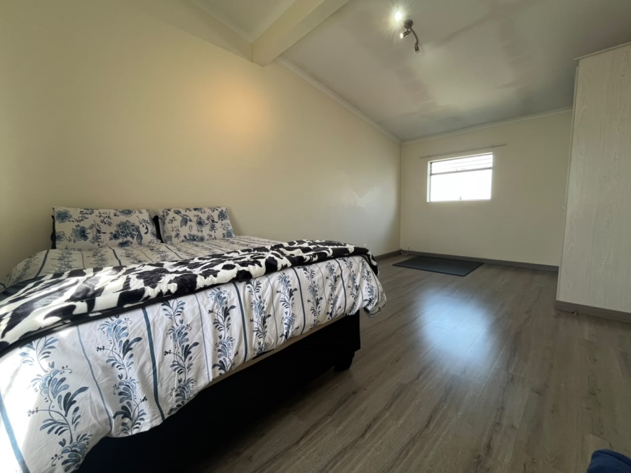 2 Bedroom Property for Sale in Barbeque Downs Gauteng