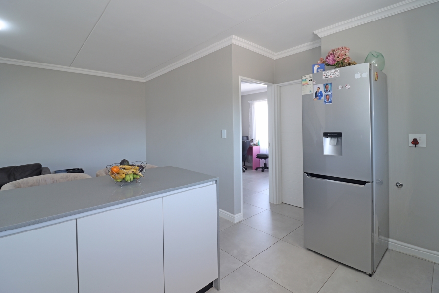 4 Bedroom Property for Sale in Glen Austin Gauteng