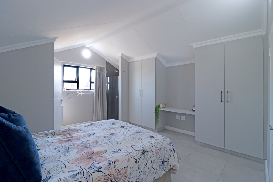 4 Bedroom Property for Sale in Glen Austin Gauteng