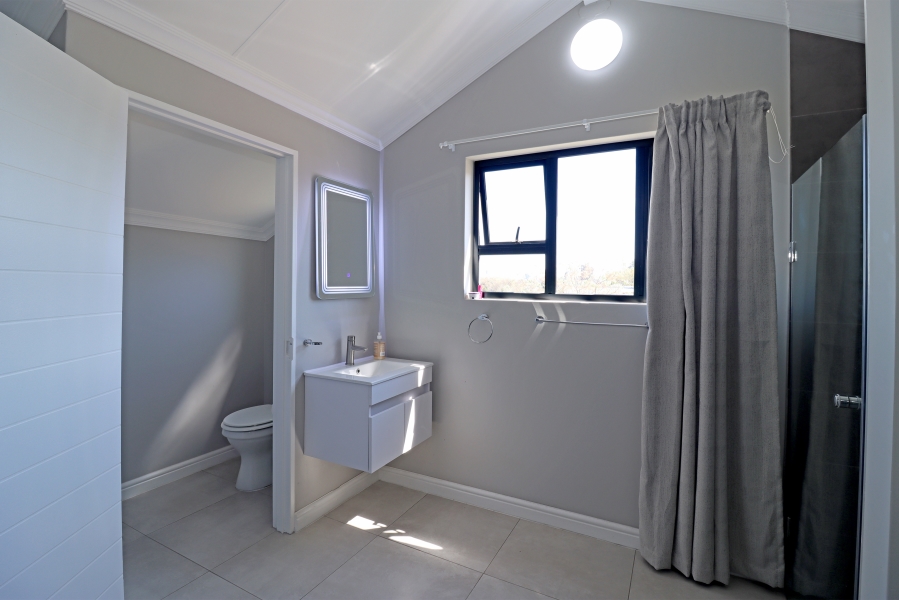 4 Bedroom Property for Sale in Glen Austin Gauteng