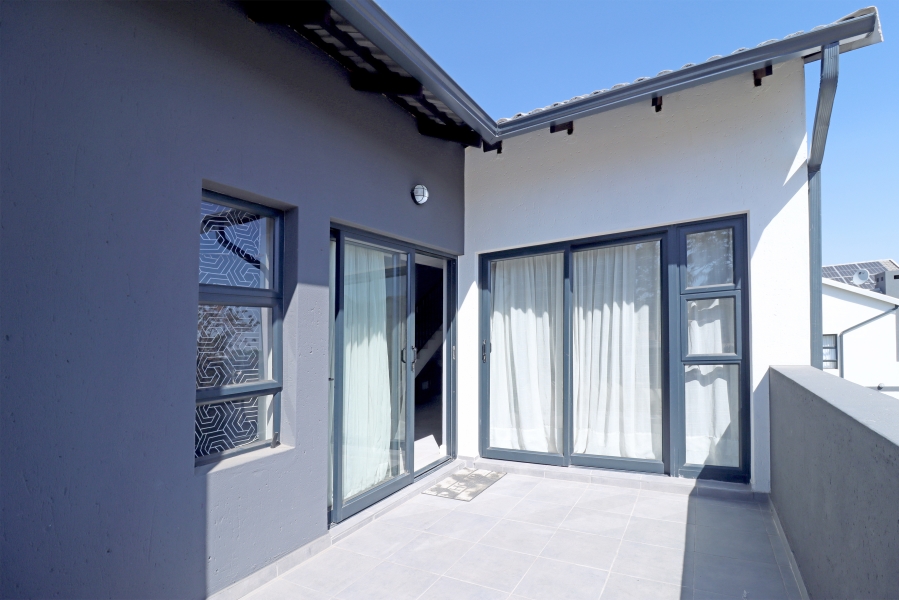 4 Bedroom Property for Sale in Glen Austin Gauteng