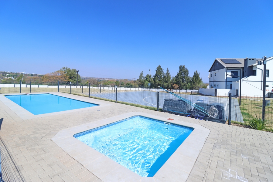 4 Bedroom Property for Sale in Glen Austin Gauteng