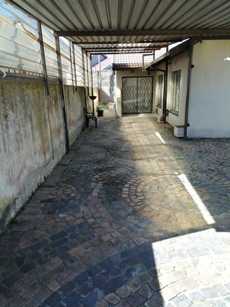 3 Bedroom Property for Sale in Kagiso Gauteng