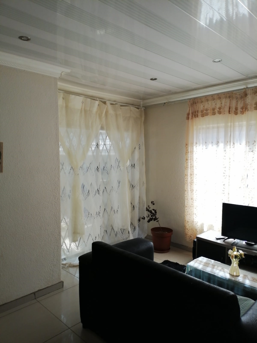 3 Bedroom Property for Sale in Kagiso Gauteng