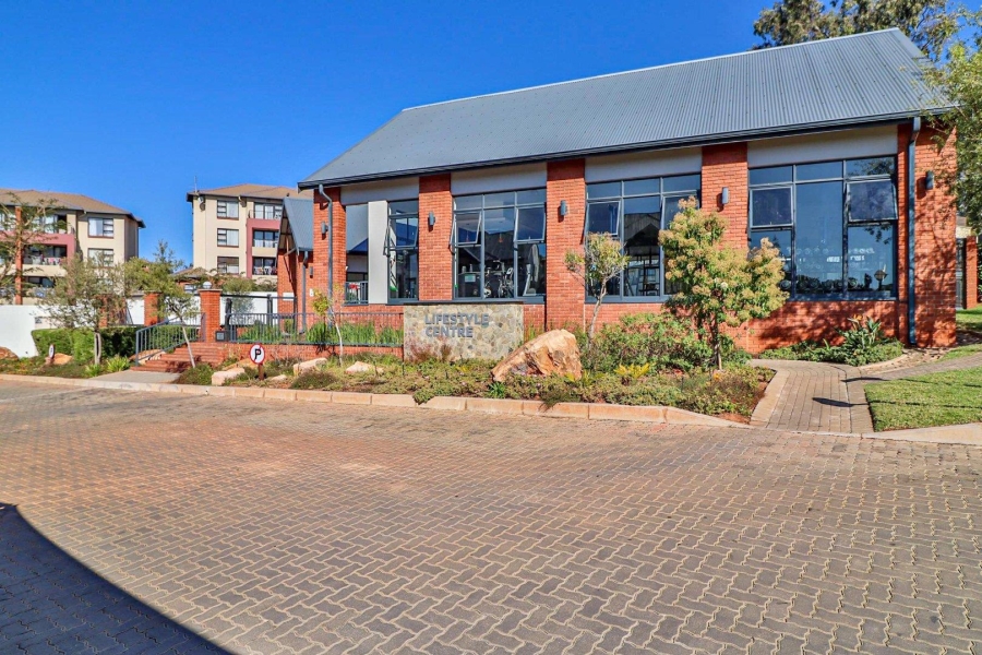 1 Bedroom Property for Sale in Oakdene Gauteng