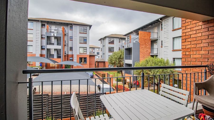 2 Bedroom Property for Sale in Oakdene Gauteng