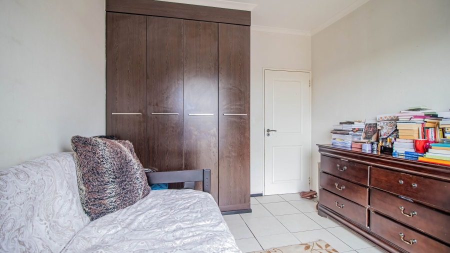 2 Bedroom Property for Sale in Oakdene Gauteng