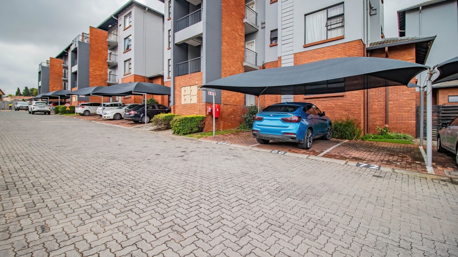 2 Bedroom Property for Sale in Oakdene Gauteng