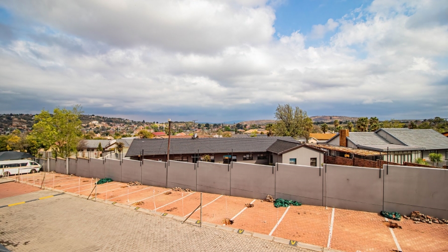 2 Bedroom Property for Sale in Oakdene Gauteng