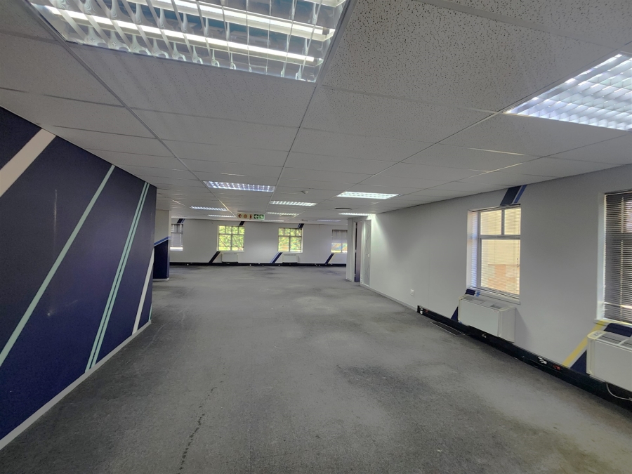 To Let Commercial Property for Rent in Wierda Valley Gauteng