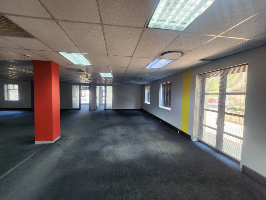 To Let Commercial Property for Rent in Wierda Valley Gauteng
