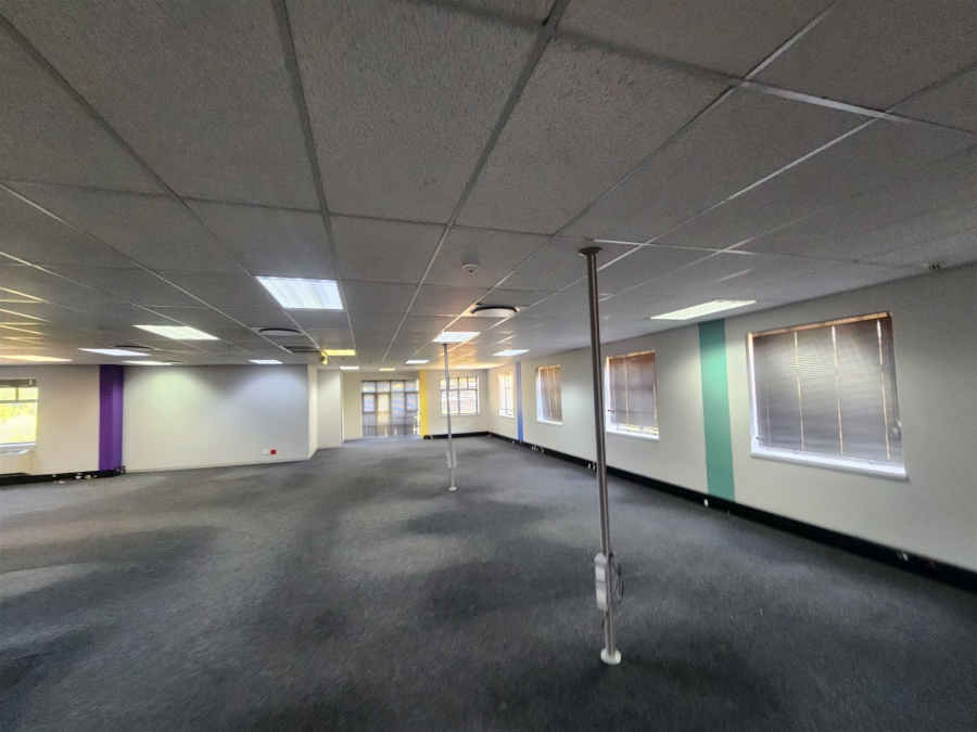 To Let Commercial Property for Rent in Wierda Valley Gauteng