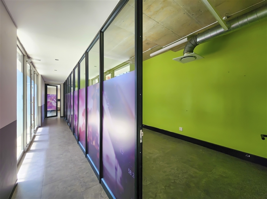 To Let Commercial Property for Rent in Magaliessig Gauteng