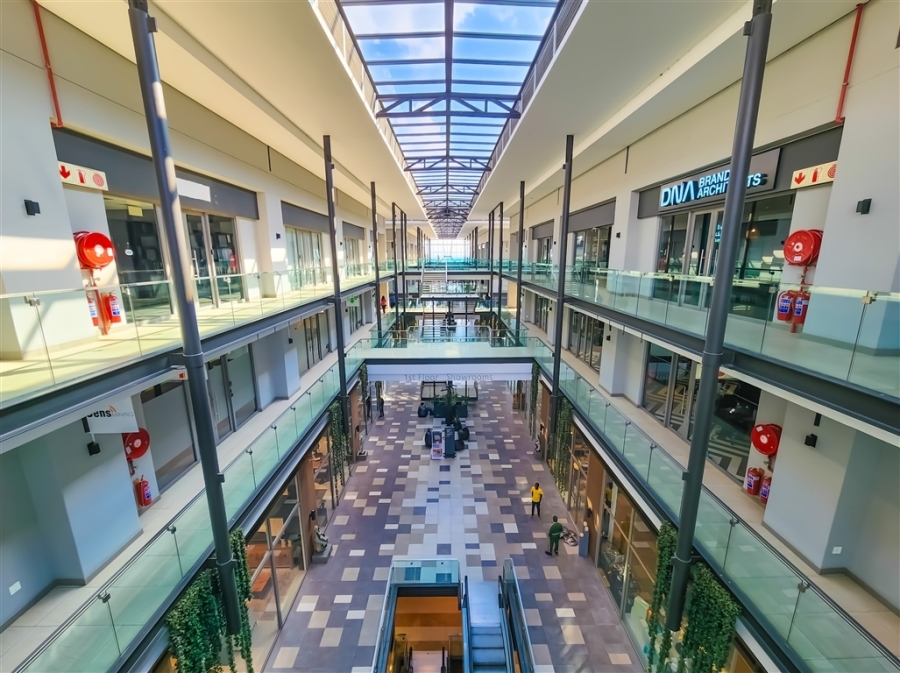 To Let Commercial Property for Rent in Magaliessig Gauteng