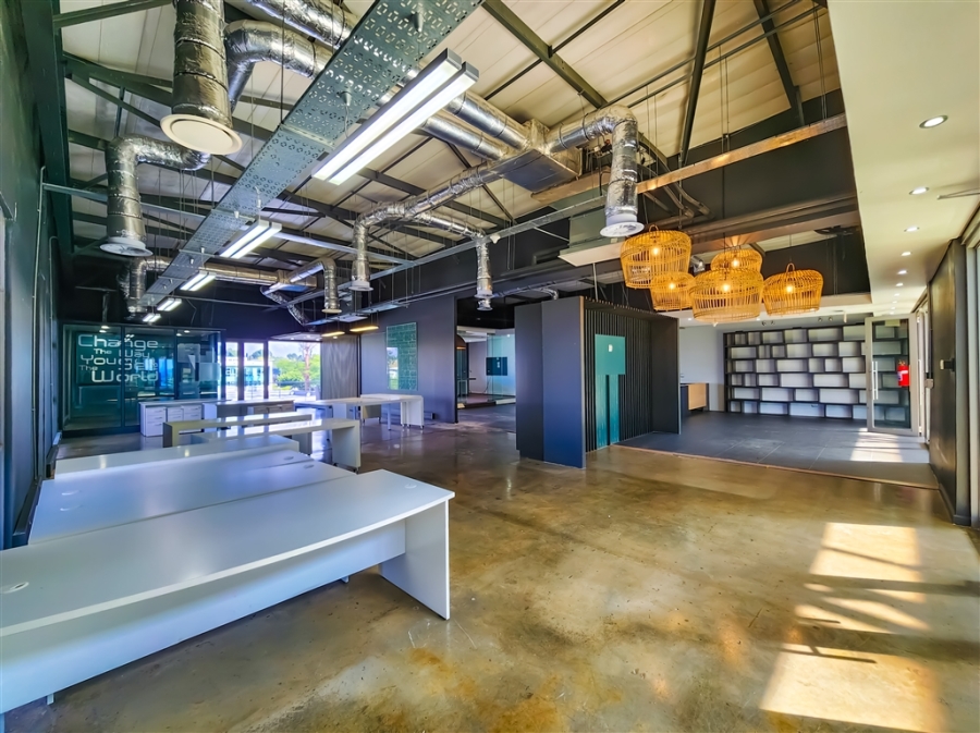 To Let Commercial Property for Rent in Magaliessig Gauteng