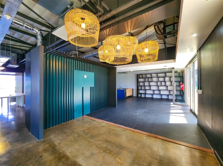 To Let Commercial Property for Rent in Magaliessig Gauteng