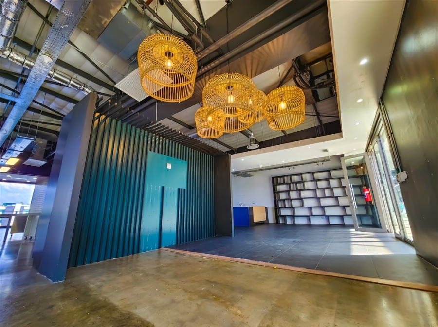 To Let Commercial Property for Rent in Magaliessig Gauteng