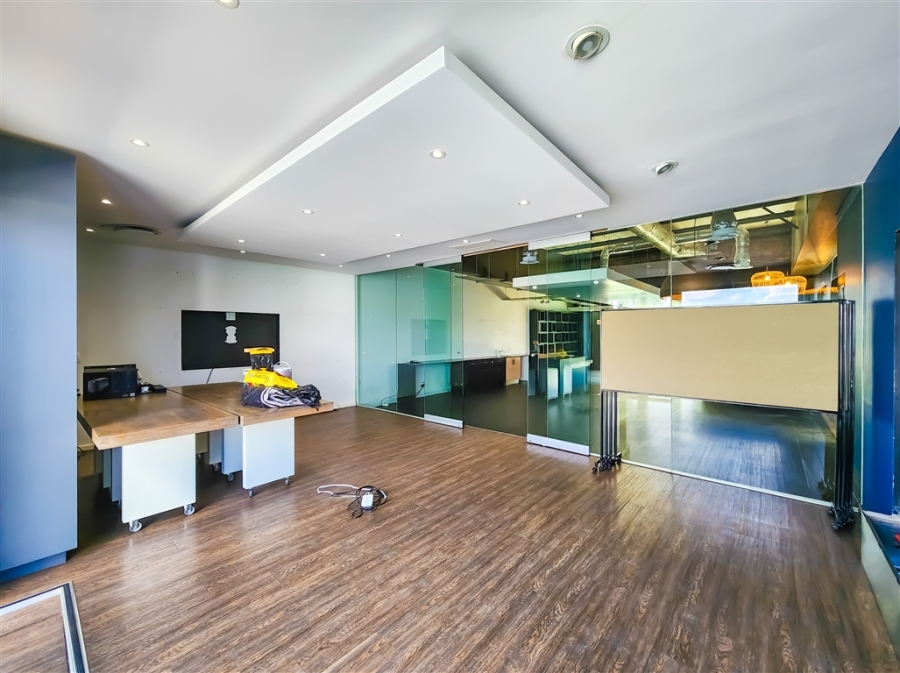 To Let Commercial Property for Rent in Magaliessig Gauteng