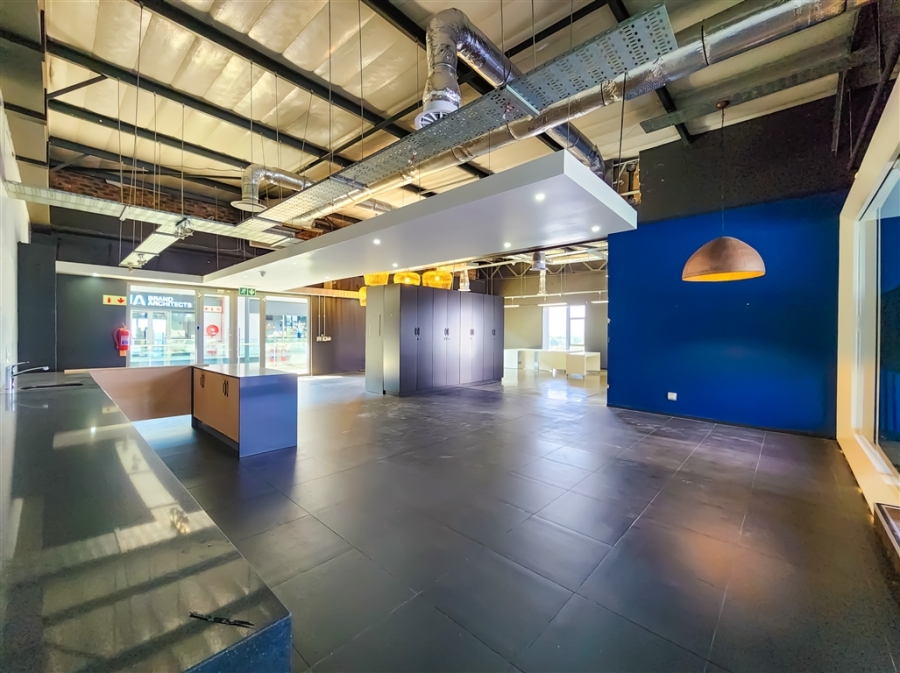 To Let Commercial Property for Rent in Magaliessig Gauteng