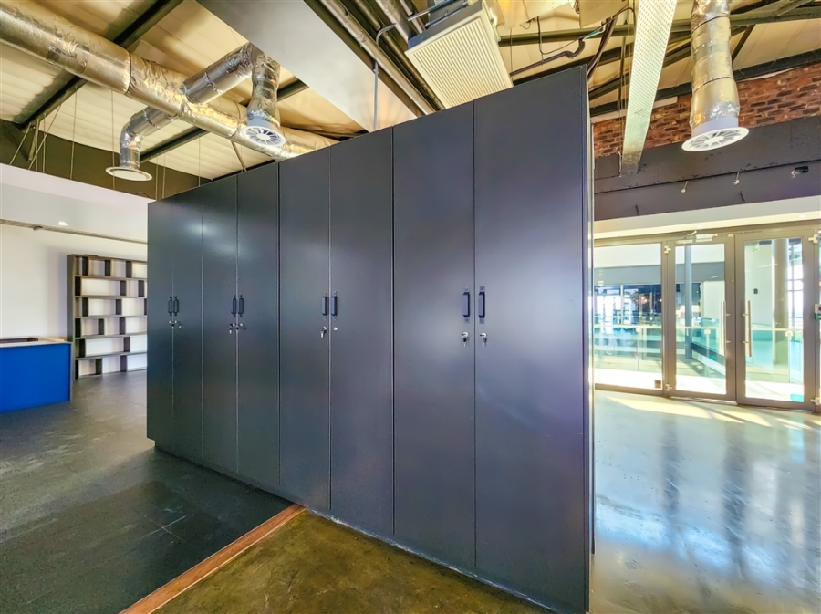 To Let Commercial Property for Rent in Magaliessig Gauteng