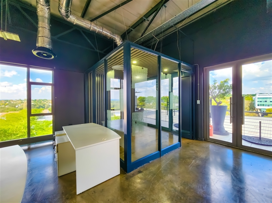 To Let Commercial Property for Rent in Magaliessig Gauteng
